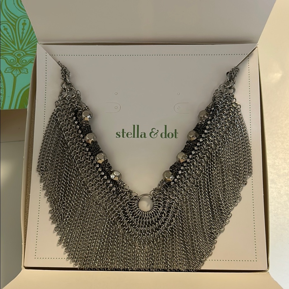 Stella & Dot Silver Cascade Silver necklace